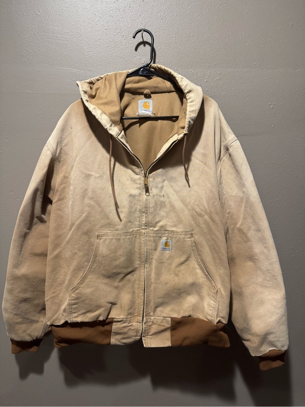 Vintage Carhartt Men’s J130 Hooded Work Jacket